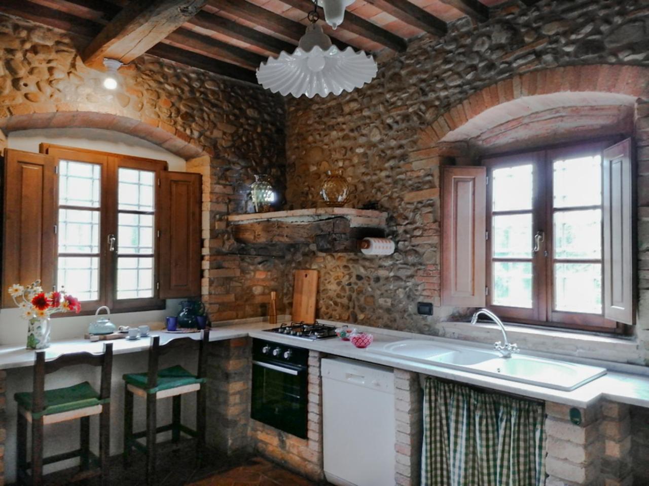 Torre Di Polvereto مونتيزبيرتولي الغرفة الصورة